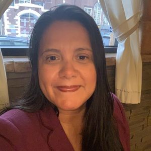 Meet your Posher, Andrea